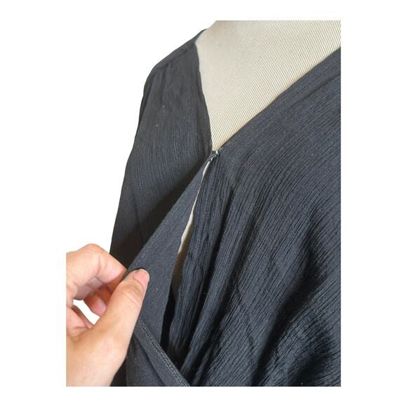 Free People black faux wrap long sleeves blouse size small - Picture 8 of 15